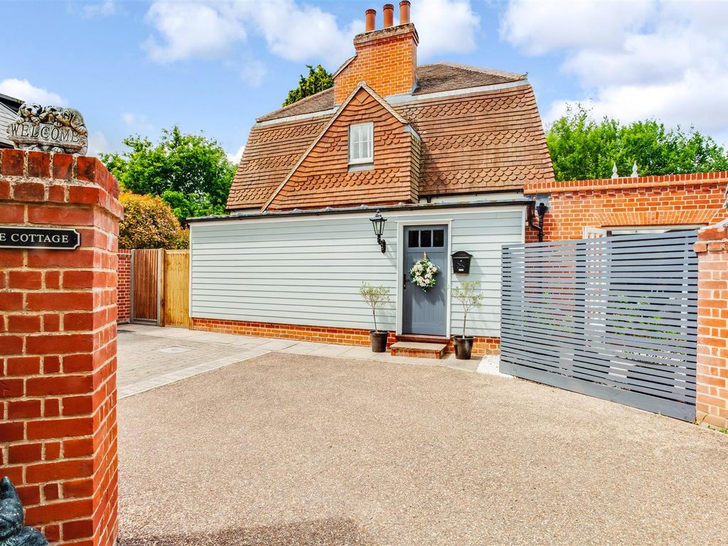 3 bed cottage for sale in Willis Grove, Balls Park, Hertford SG13 Zoopla