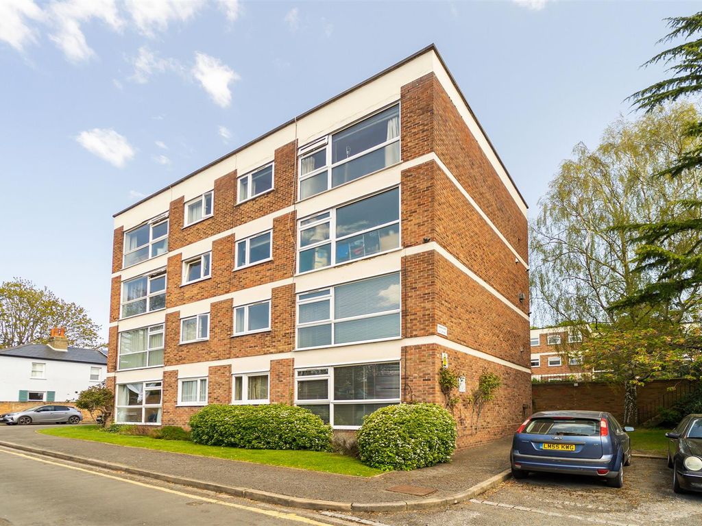 2 bed flat for sale in Pinewood Grove, Ealing, London W5 Zoopla