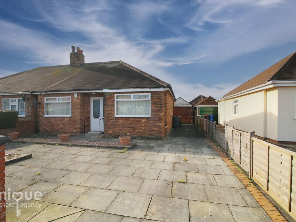3 bed bungalow for sale in The Square, ThorntonCleveleys FY5 Zoopla