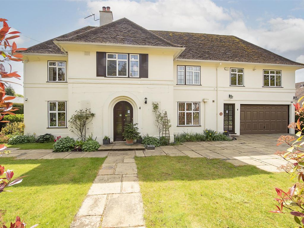 4 bed detached house for sale in Dellcroft Way, Harpenden AL5 Zoopla