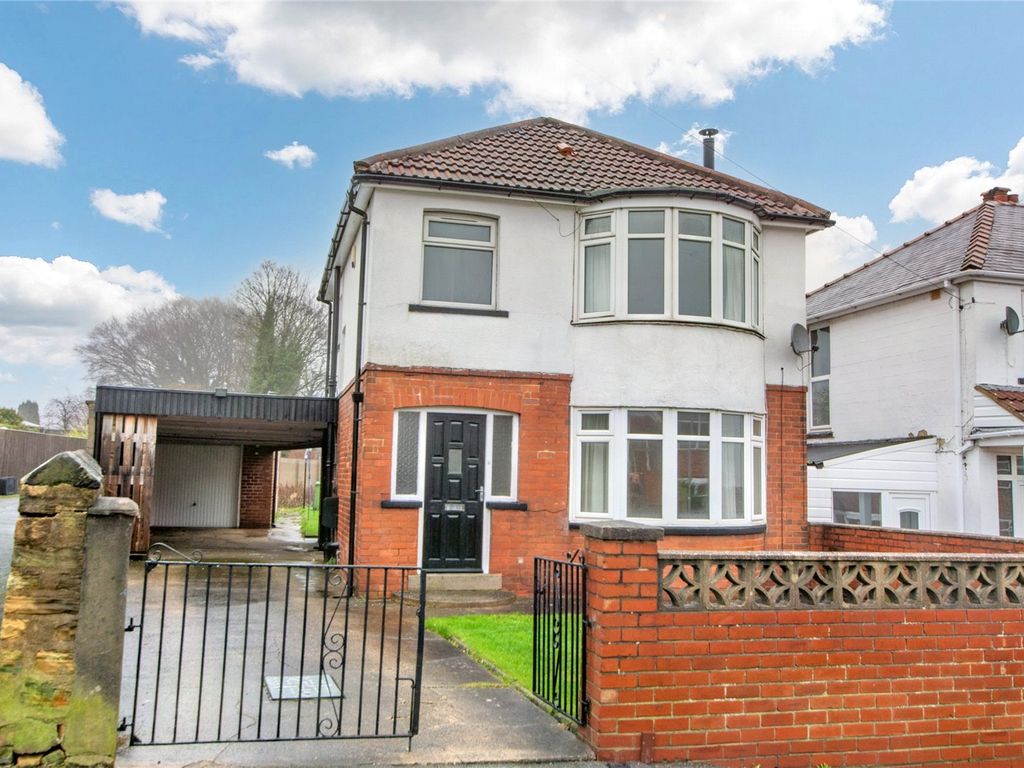 3 bed detached house for sale in St. Martins Avenue, Leeds LS7, £