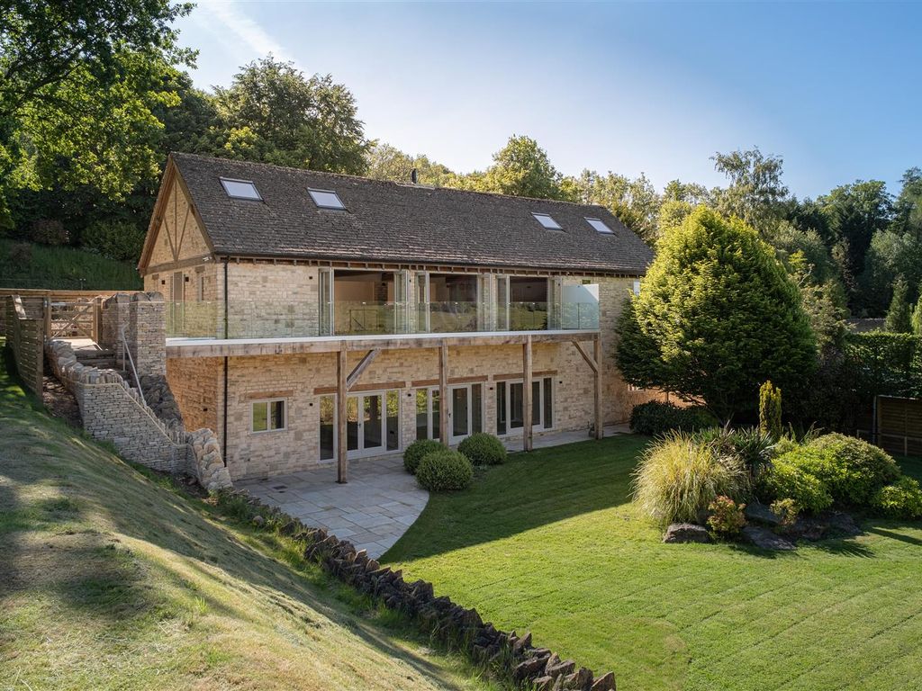 Charlton Hill, Cheltenham GL53  