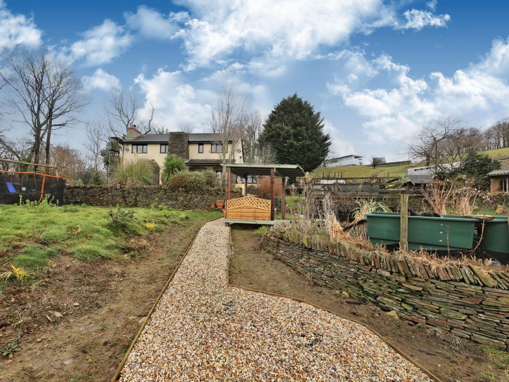 5 bed farmhouse for sale in Gilfach Clyd Farm, Ynysybwl, Pontypridd