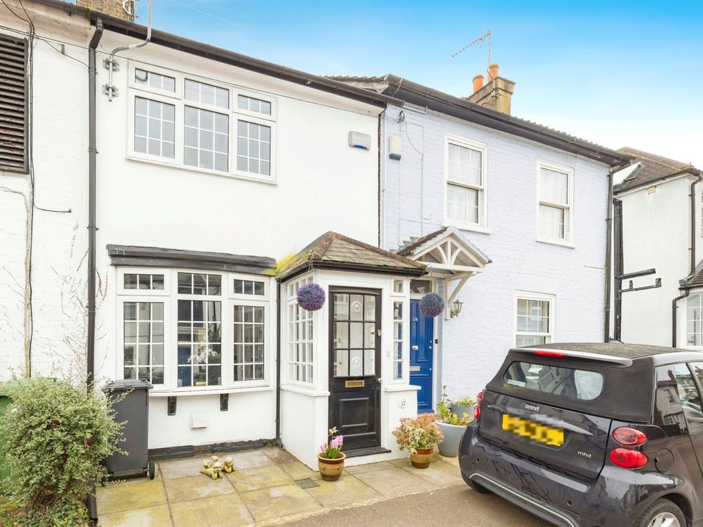 2 bed terraced house for sale in Springfield, Bushey Heath, Bushey WD23