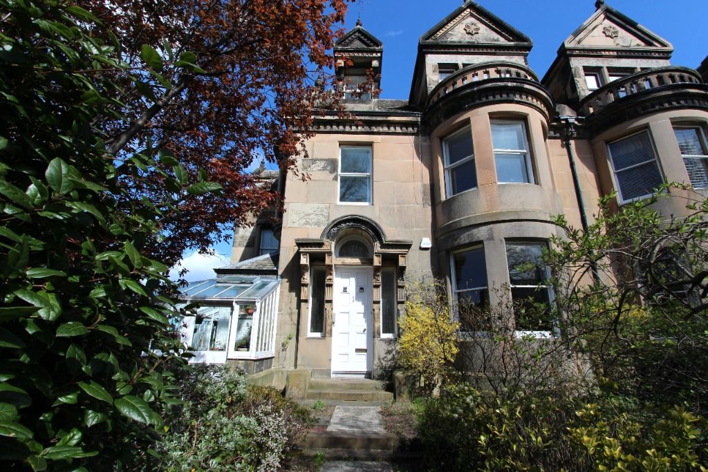 3 bed flat to rent in Lockharton Gardens, Craiglockhart, Edinburgh EH14