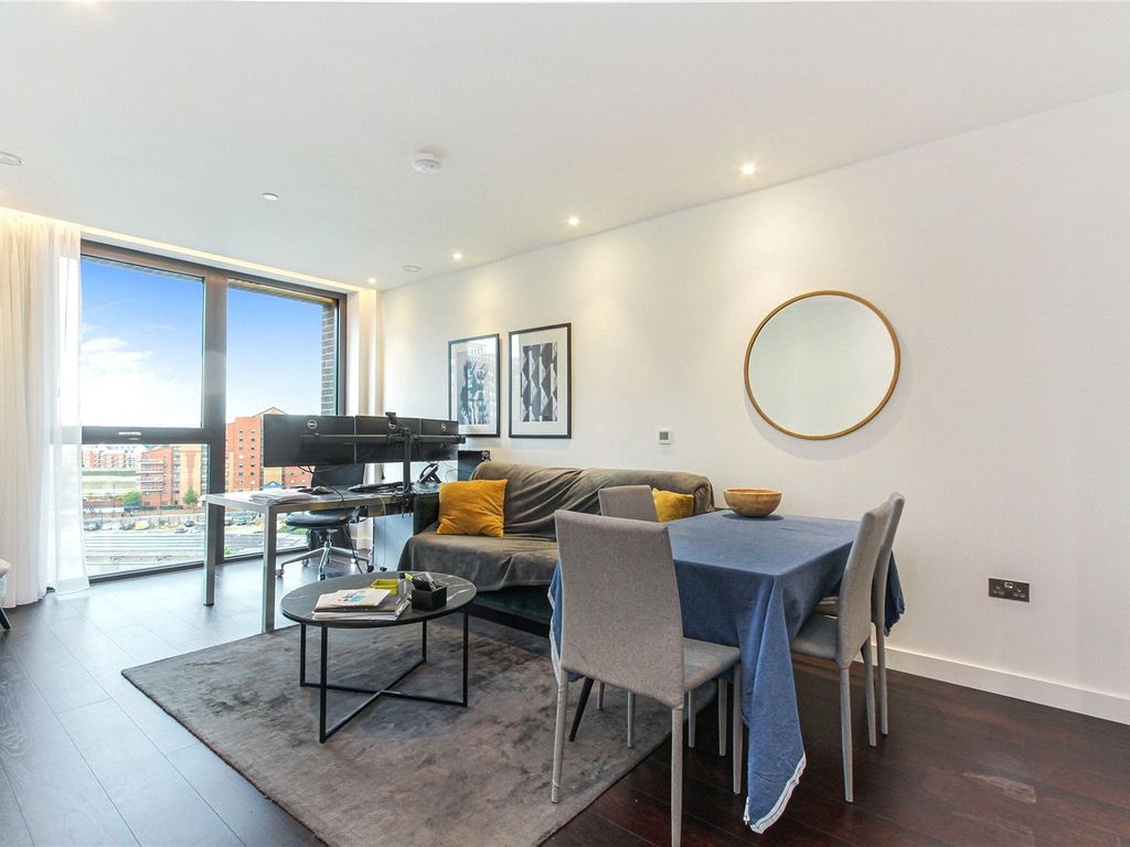 Glacier House, The Residence, 14 Charles Clowes Walk, London SW11  