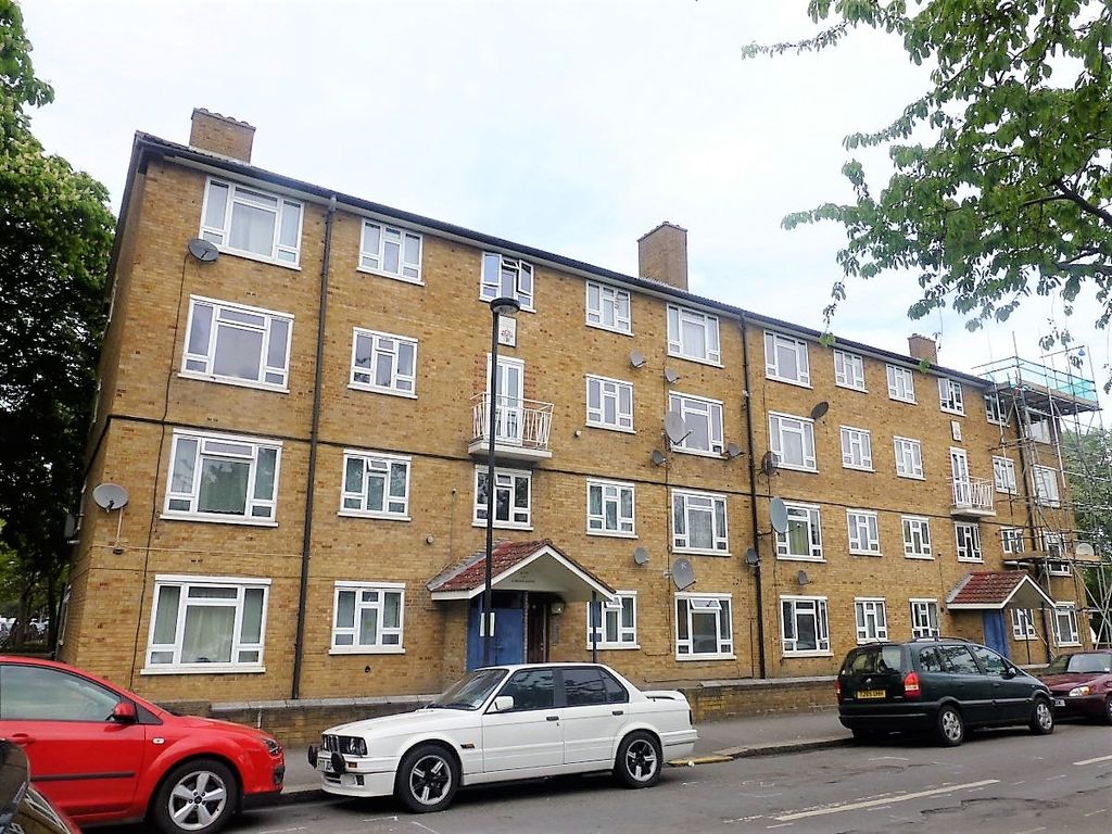 Gordon Grove, London SE5  