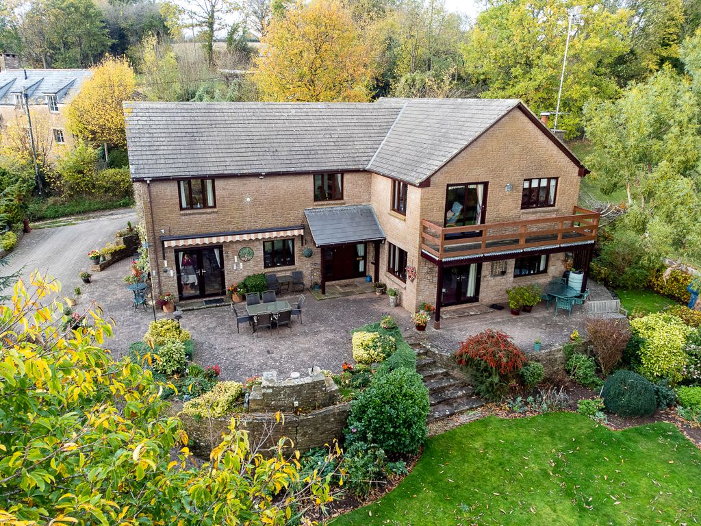 4 bed detached house for sale in Llangrove, RossOnWye HR9 Zoopla
