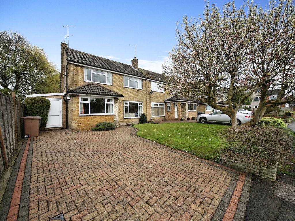 3 bed semidetached house for sale in Moat Lane, Luton LU3 Zoopla