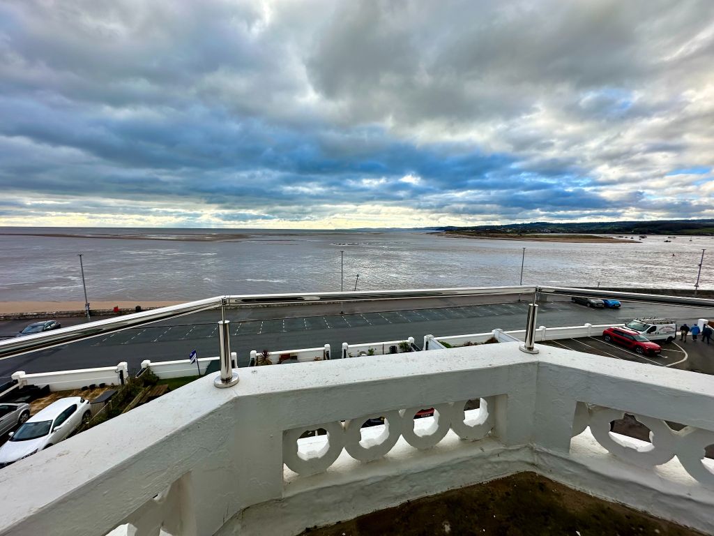 2 bed flat for sale in Morton Crescent, Exmouth EX8, £320,000 Zoopla