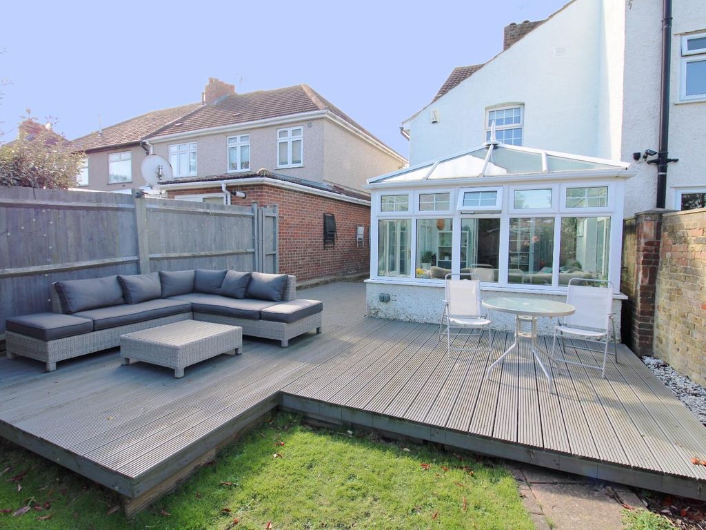 3 bed semidetached house for sale in Long Lane, Bexleyheath DA7, £