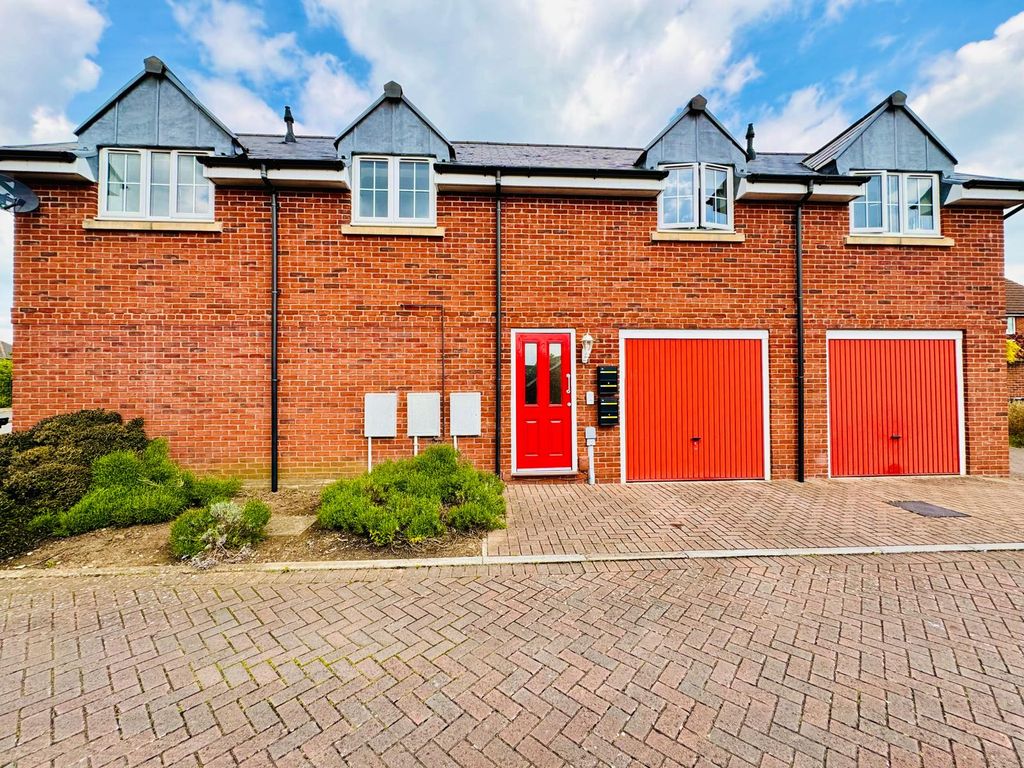 1 bed flat to rent in Bates Way, Swindon SN2, £900 pcm Zoopla