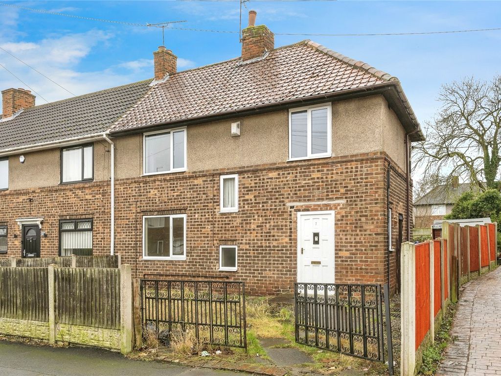 3 bed end terrace house for sale in Fourth Avenue, Woodlands, Doncaster