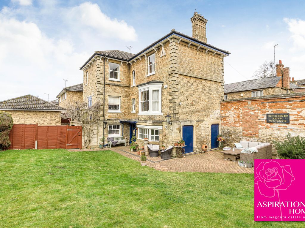 4 bed detached house for sale in Thorpe Street, Raunds