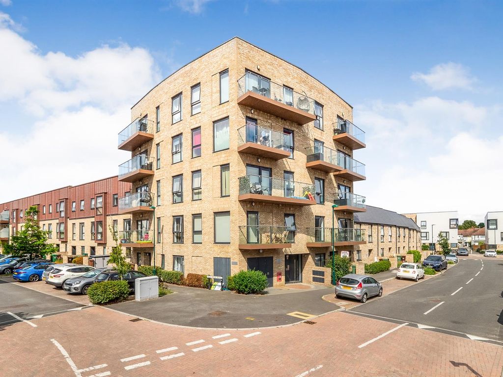1 bed flat for sale in Otter Drive, Carshalton SM5 Zoopla