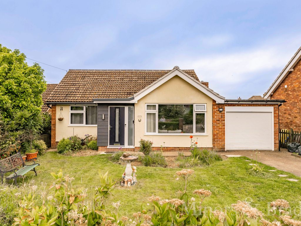 2 bed detached bungalow for sale in Holway Close, Cromer NR27 Zoopla