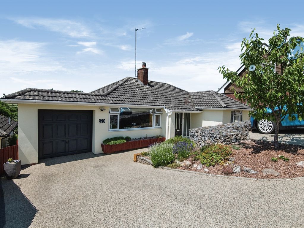 3 bed detached bungalow for sale in Oak Close, Ottery St. Mary EX11