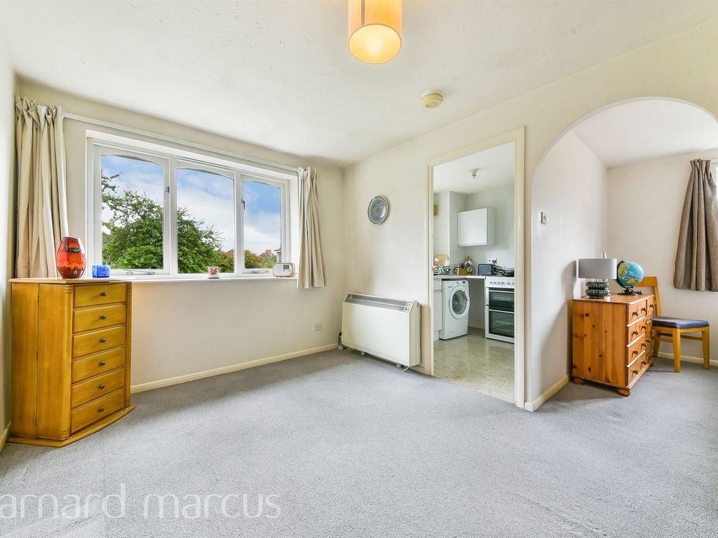 1 bed flat for sale in Redford Close, Feltham TW13 Zoopla