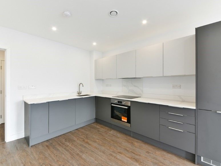 1 bed flat to rent in Dominion Road, Southall UB2 Zoopla