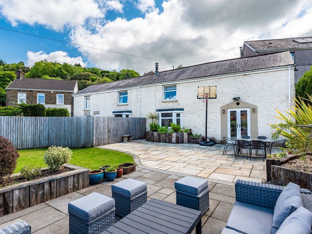 5 bed detached house for sale in Howells Terrace, Pontardawe, Swansea