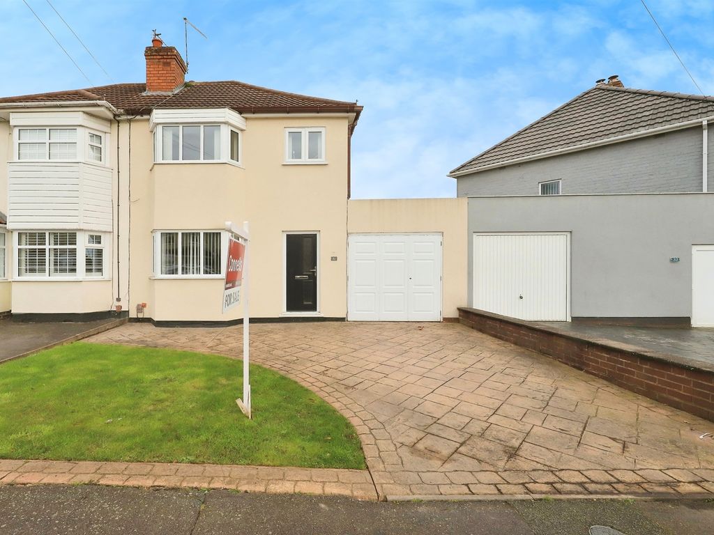 3 bed semidetached house for sale in Colman Avenue, Wednesfield