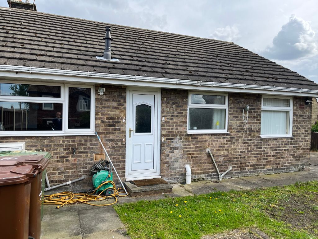 2 bed semidetached bungalow for sale in Marton Avenue, Pontefract WF9