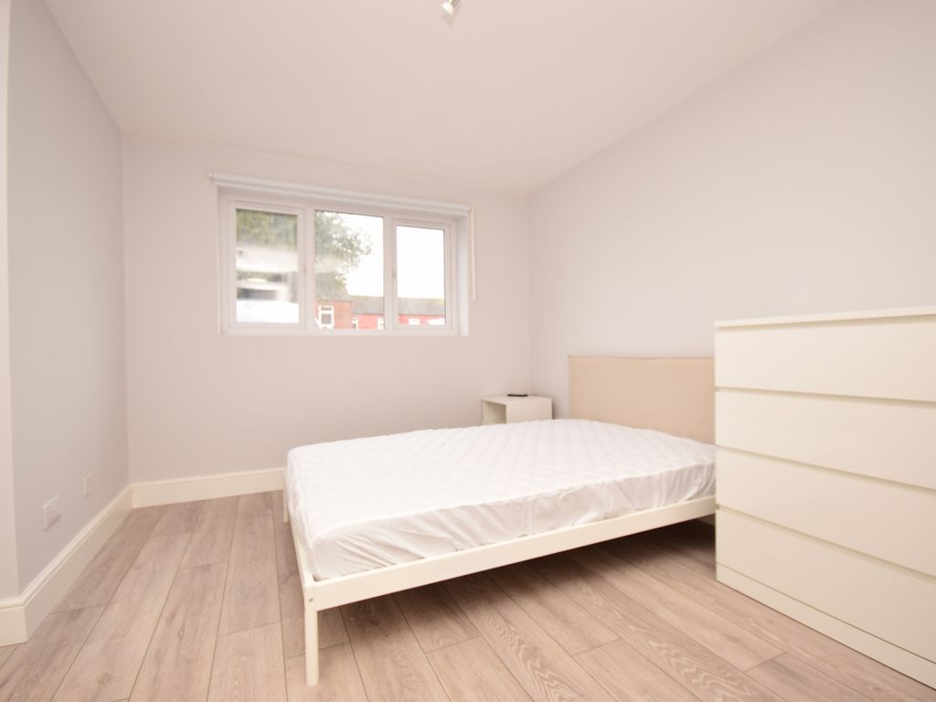 Room to rent in Pattocks, Basildon SS14 Zoopla
