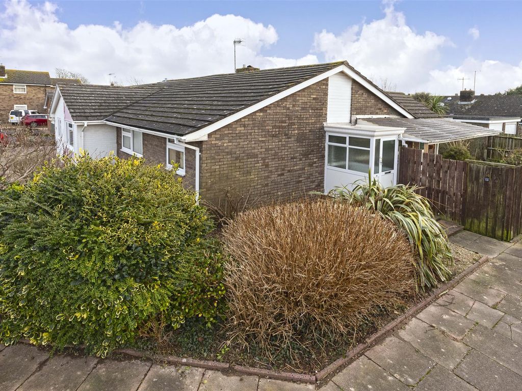 2 bed semidetached bungalow for sale in Boxgrove, GoringBySea
