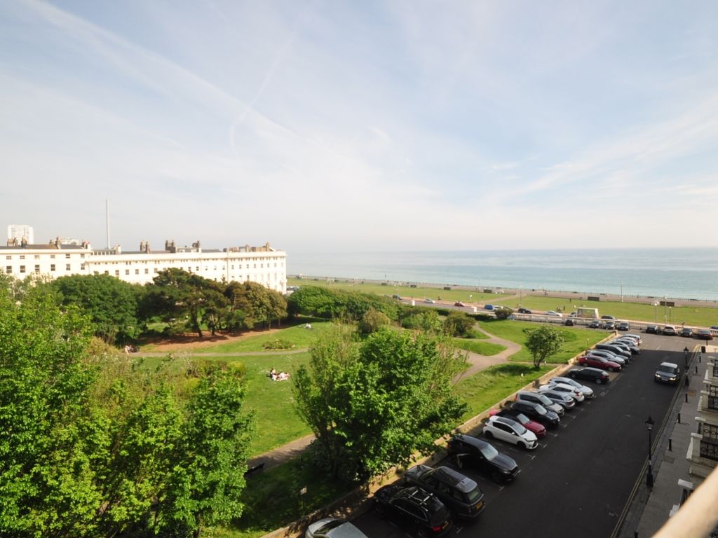 1 bed flat to rent in Adelaide Crescent, Hove BN3 Zoopla