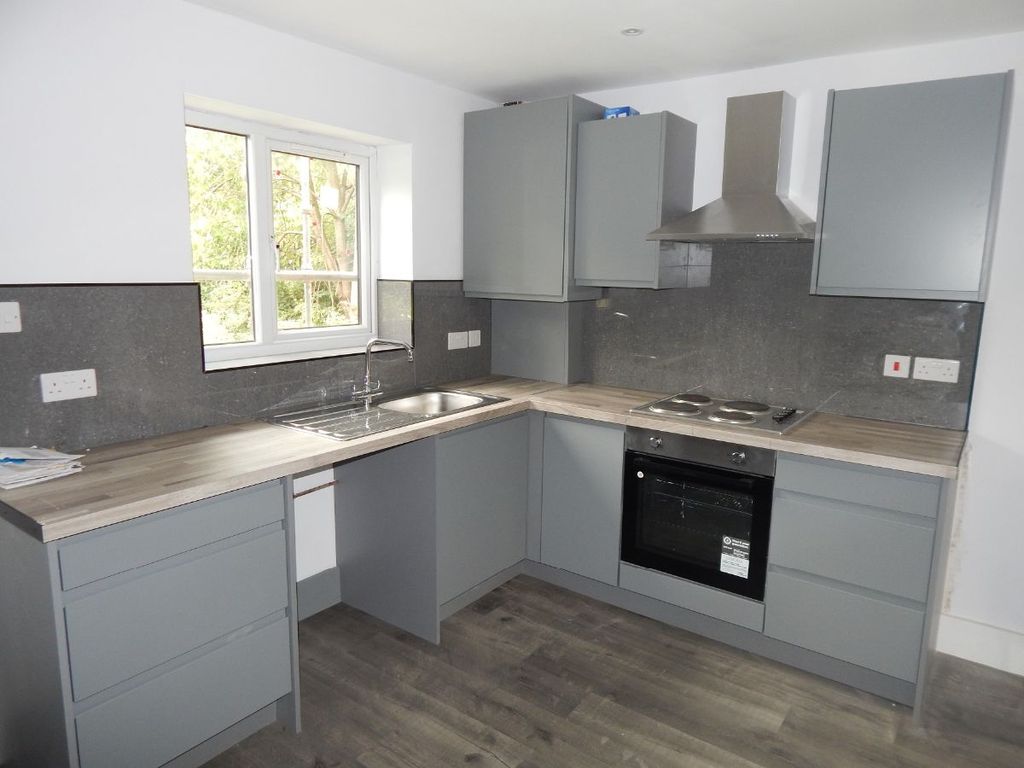 2 bed terraced house to rent in Syke Street, Earlsheaton, Dewsbury WF12 Zoopla