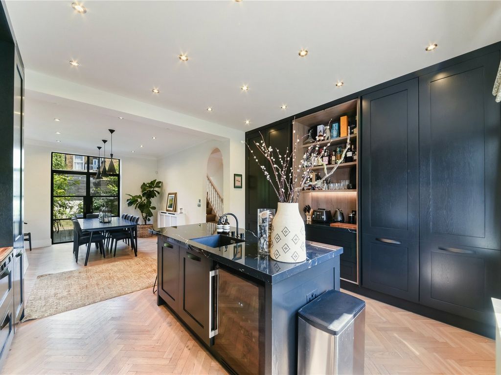 6 bed end terrace house for sale in Durlston Road, London E5 Zoopla