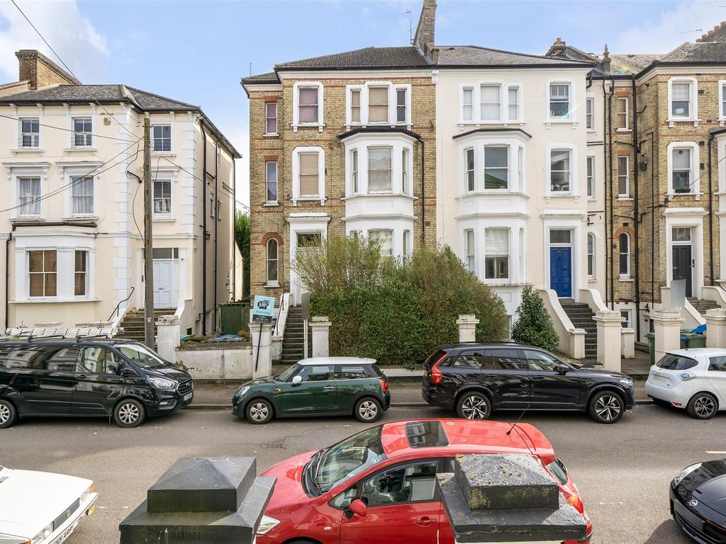 Studio for sale in St. Philips Road, Surbiton KT6, £230,000 Zoopla