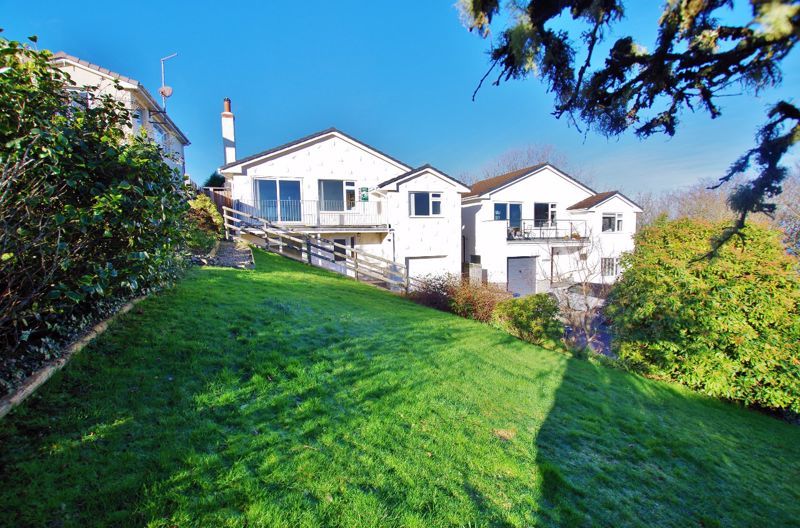 3 bed detached house for sale in Grattons Drive, Lynton EX35, £435,000