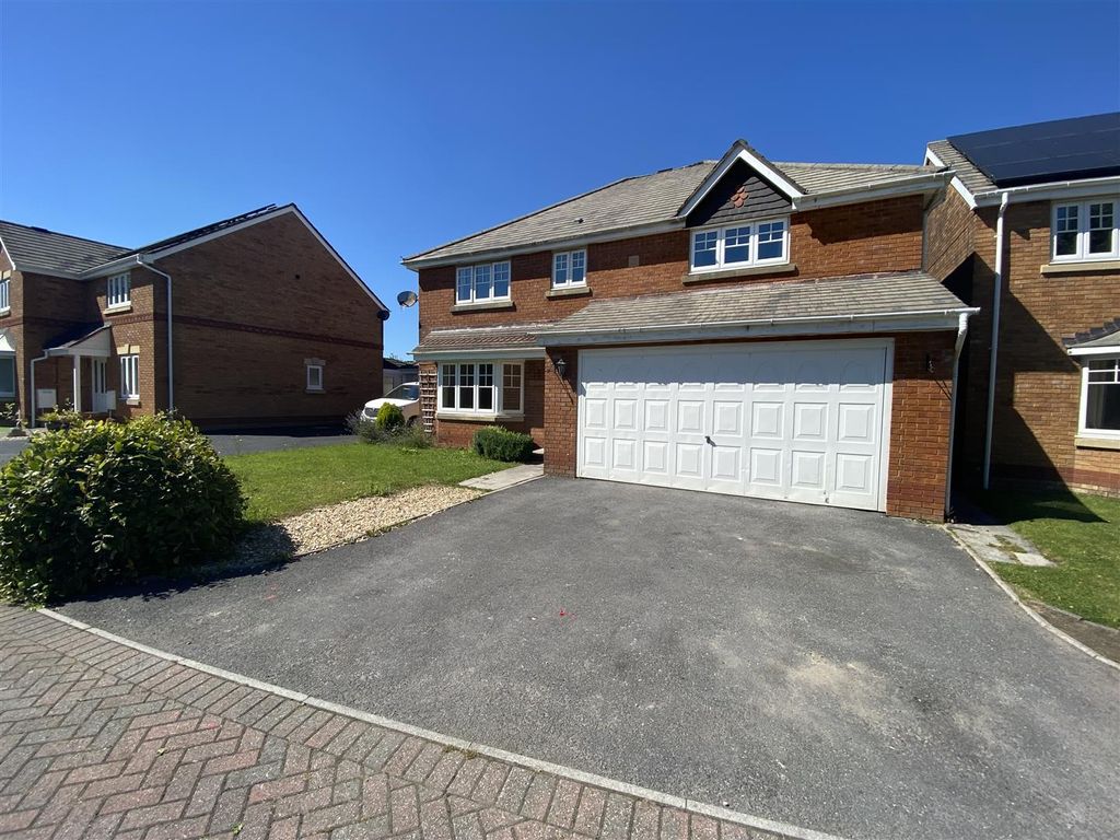 4 bed detached house for sale in Bryn Dreinog, Capel Hendre, Ammanford SA18 Zoopla