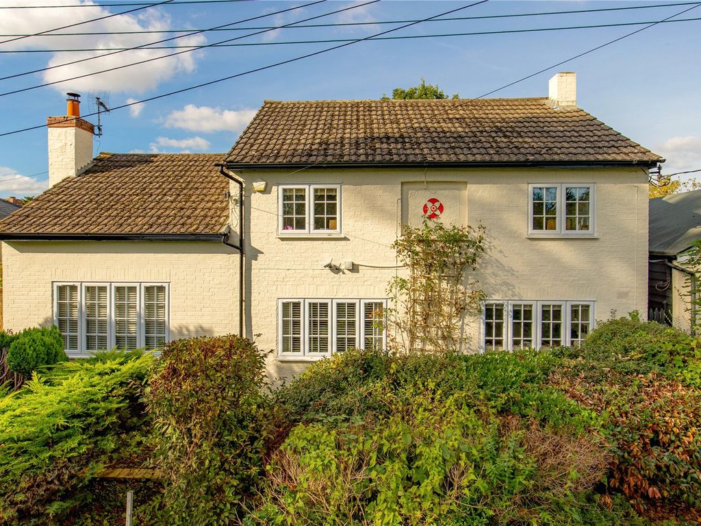 3 bed detached house for sale in High Street, Little Abington