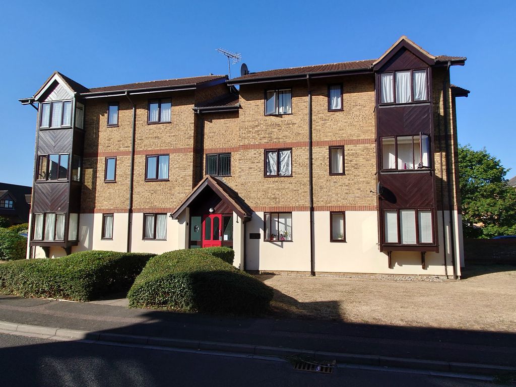 2 bed flat to rent in Redwood Grove, Bedford MK42 Zoopla
