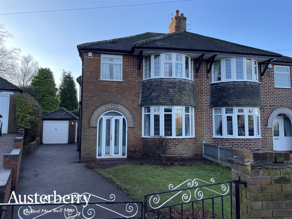 3 bed semidetached house for sale in Birch Walk, Blurton, StokeOn