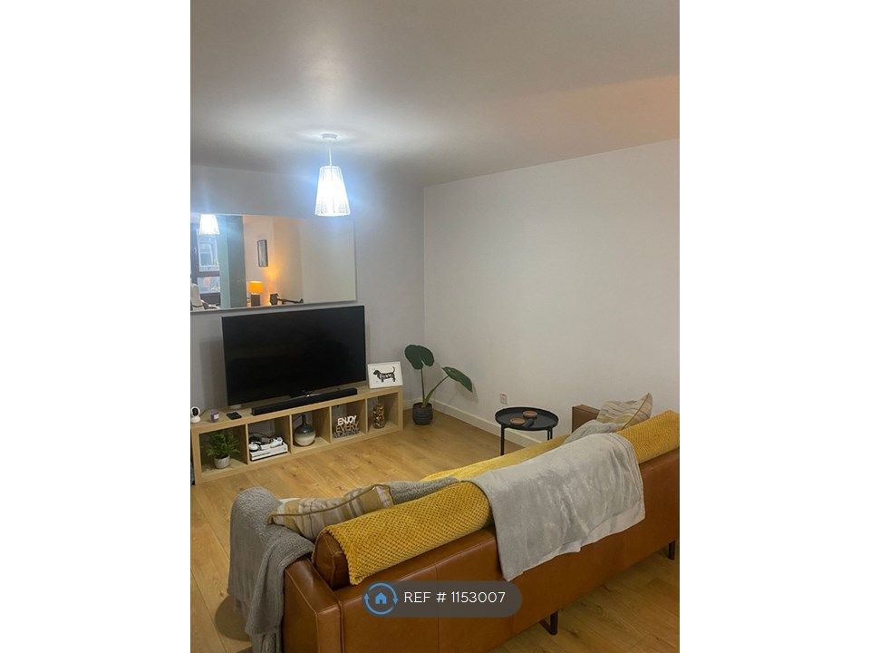 1 bed flat to rent in Courtenay House, London SW2 Zoopla