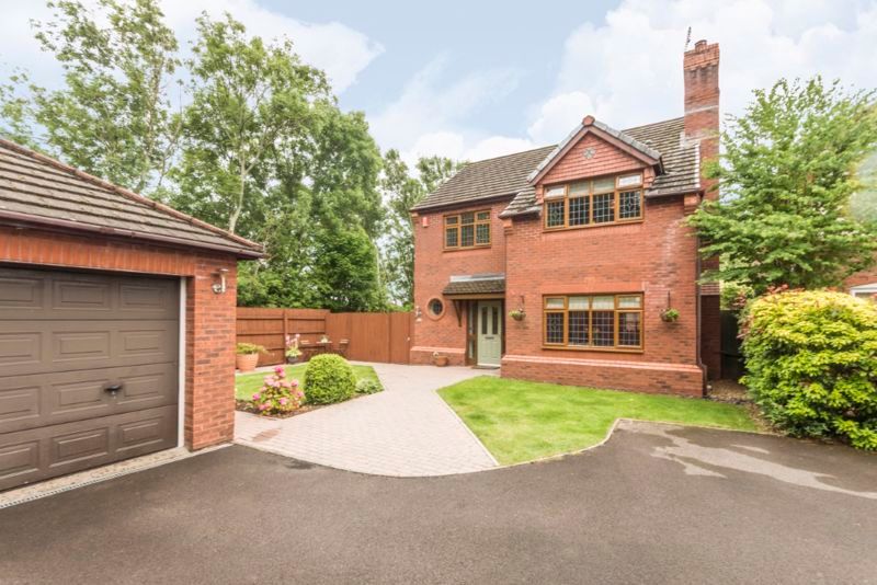 4 bed detached house for sale in Lansdowne Gardens, Llantarnam, Cwmbran