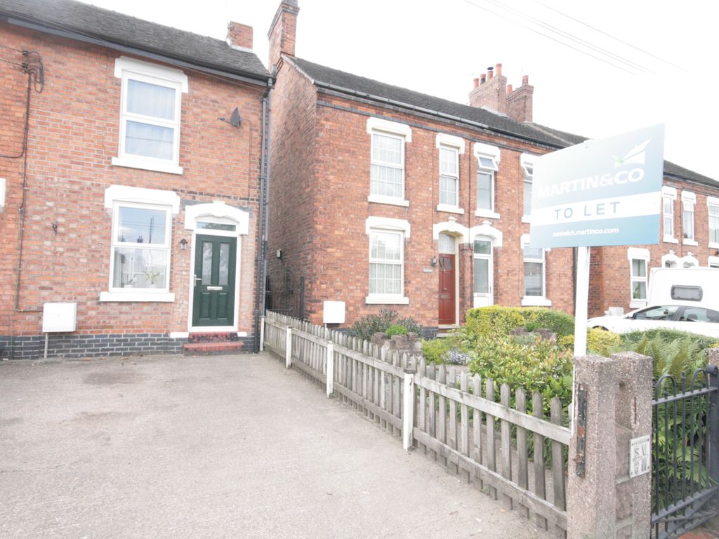 2 bed terraced house to rent in Crewe Road, Shavington, Crewe CW2, £850