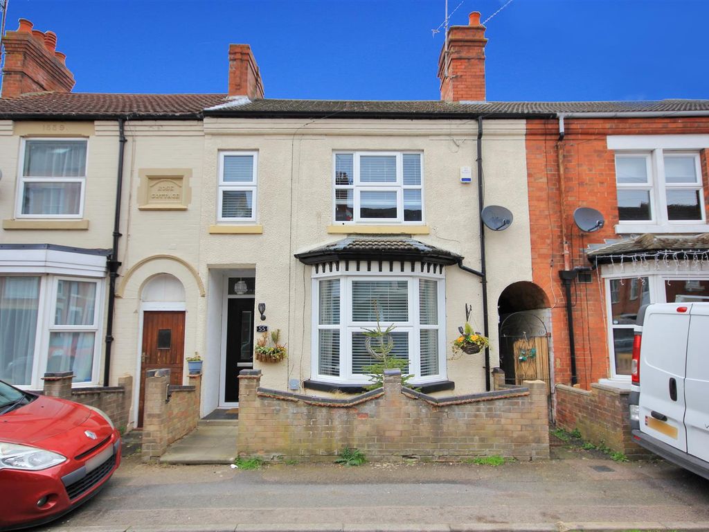 4 bed terraced house for sale in Harborough Road, Rushden NN10 Zoopla