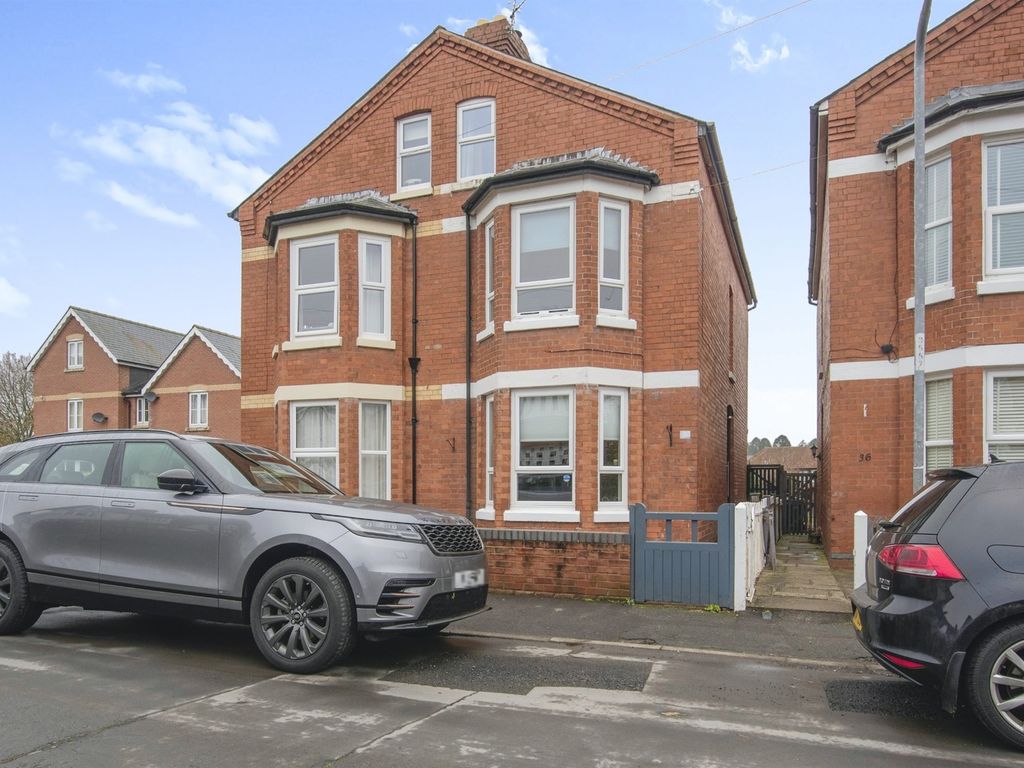 5 bed semidetached house for sale in Tower Road, Hereford HR4 Zoopla
