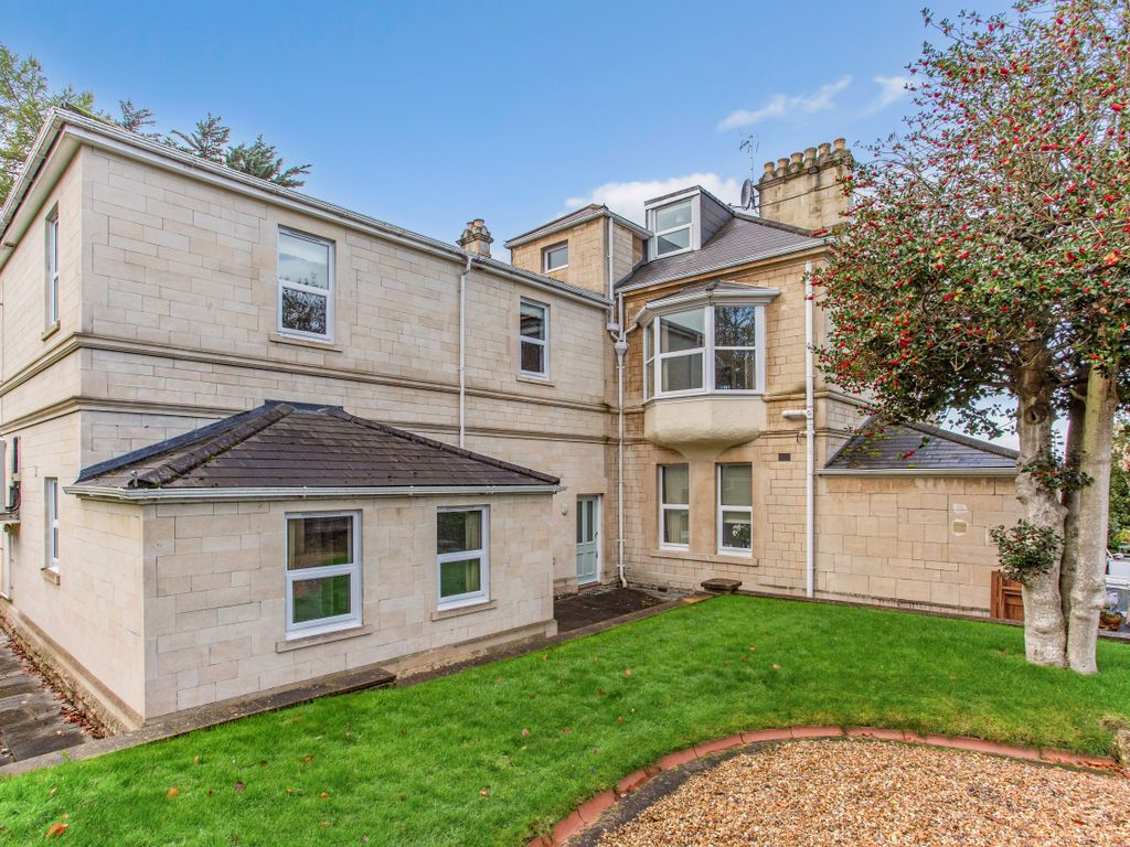 2 bed flat for sale in Chaucer Road, Bath BA2, £600,000 Zoopla