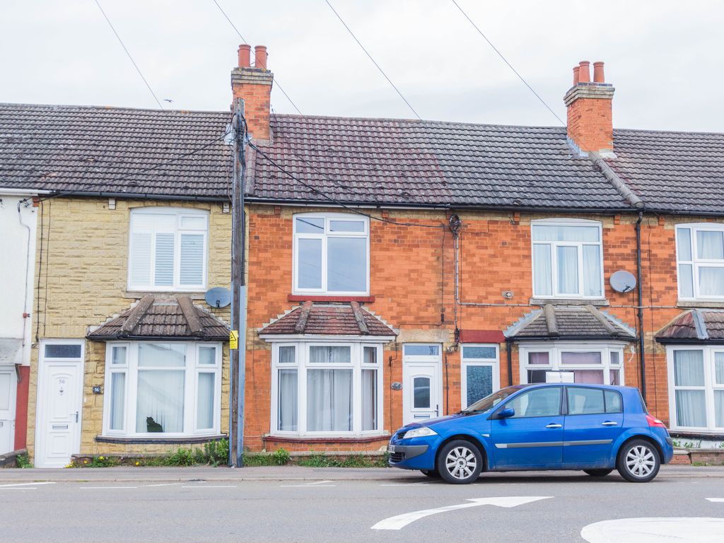 2 bed terraced house for sale in Wellingborough Road, Irthlingborough