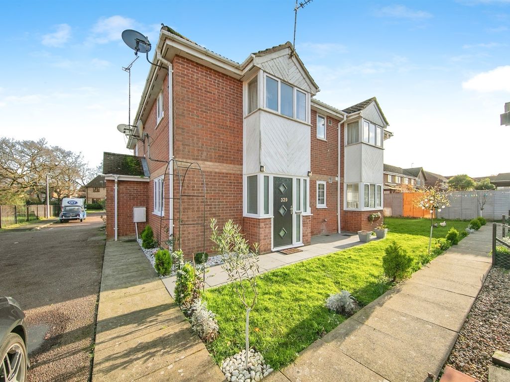 2 bed property for sale in Chinook, Highwoods, Colchester CO4, £225,000