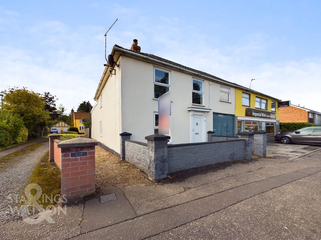 3 bed semidetached house for sale in Victoria Road, Diss IP22, £