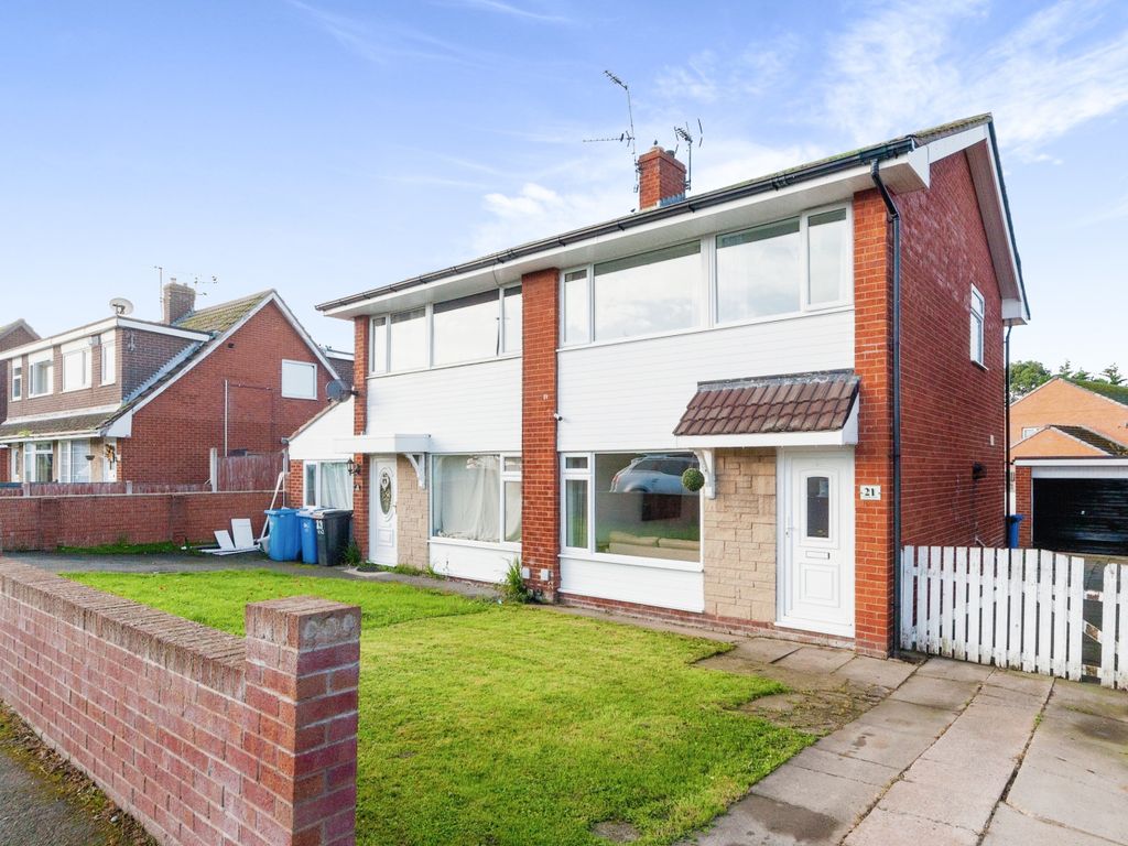 3 bed semidetached house for sale in Clement Drive, Rhyl, Denbighshire LL18, £160,000 Zoopla