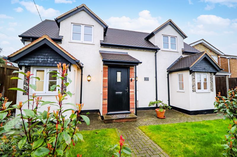 3 bed detached house for sale in Essex Way, Benfleet SS7, £500,000 Zoopla