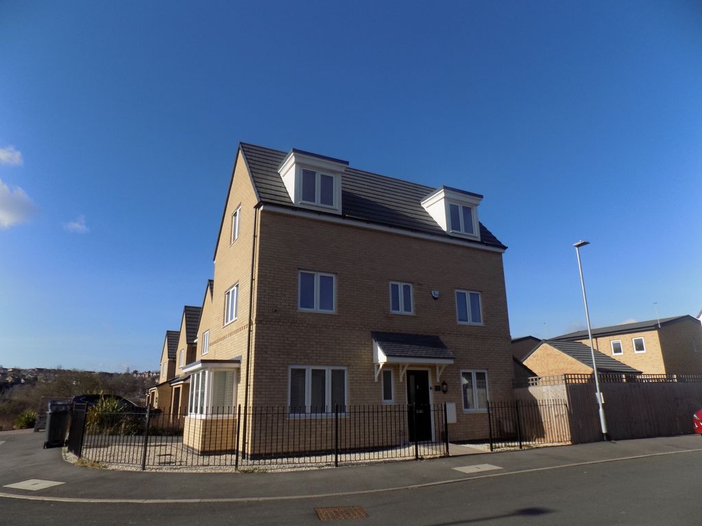 4 bed detached house for sale in Corbett Chase, Chase Farm, Gedling