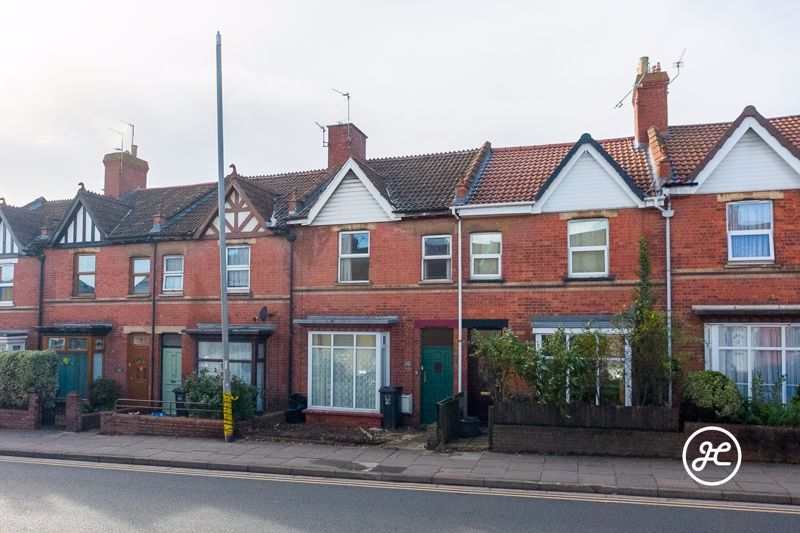 3 bed terraced house for sale in Taunton Road, Bridgwater TA6, £185,000
